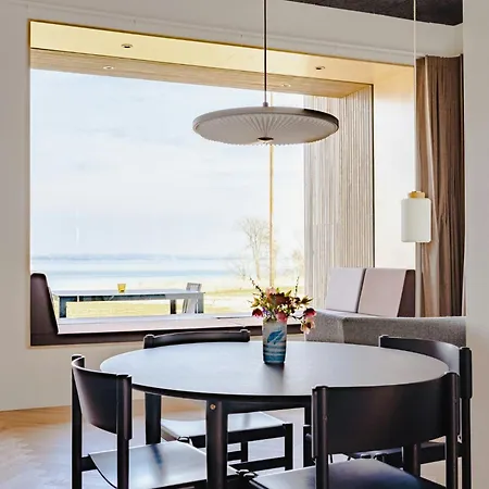 Simple Lifestyle And Starry Sky On Helnaes Casa vacanze *